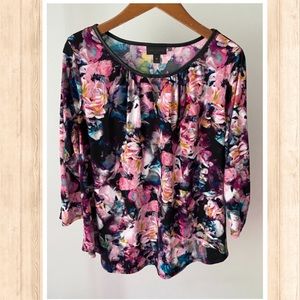 Floral 3/4 Sleeve Top